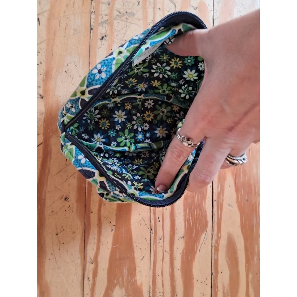 Vera Bradley Daisy Daisy Betsy Tote purse And Mini  bag Retired C1